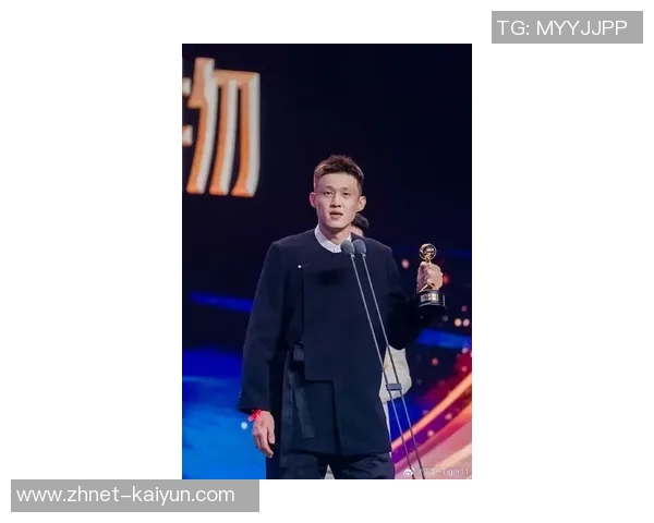 周鹏：从篮球场的拼搏者到生活中的奋斗者，见证梦想与坚持的旅程